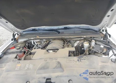 2016 GMC Yukon Xl Denali z USA, uszkodzony, nr VIN 1GKS2HKJ5GR247404